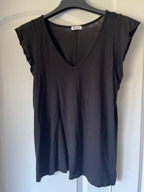 LAmade Black V-Neck Cap Sleeve Tank